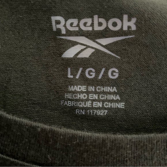 Reebok, size L, graphic crop tank, NWT - Picture 3 of 5